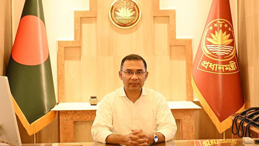 ছুটির দিনেও অফিস করছেন প্রধানমন্ত্রী তারেক রহমান