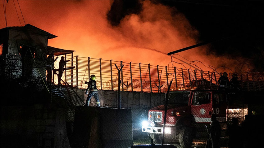 আফগানিস্তানের হাসপাতালে পাকিস্তানের হামলায় নিহত ৪০০