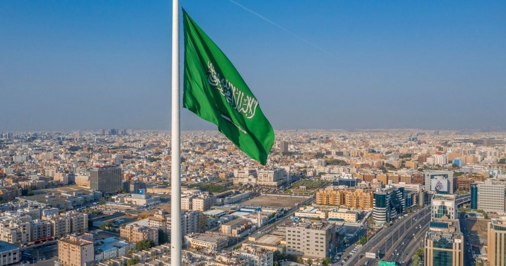 সৌদি আরবে ব্যালিস্টিক ক্ষেপণাস্ত্র হামলা