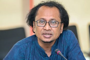 সাংবাদিকতায় শিগগিরই নীতিমালা ও আচরণবিধি: তথ্য উপদেষ্টা
